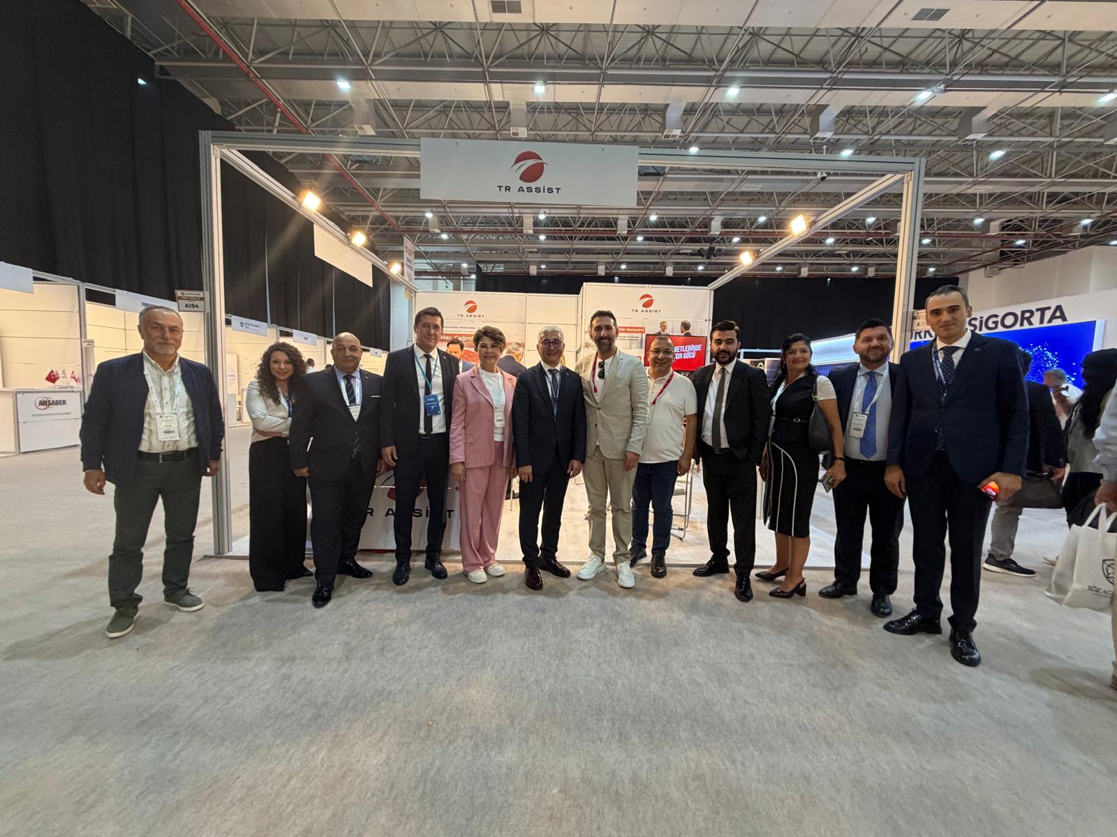 PASAD President Mesut Kökçü Receives Significant Attention at the Insurance İzmir Fair and Summit