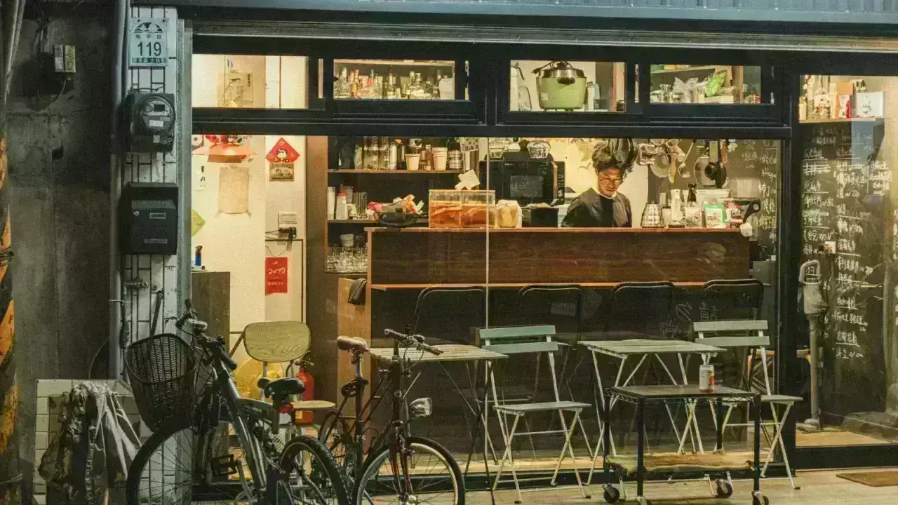 Independent cafe storefront, illustrating a small business that may use a Business Owner's Policy